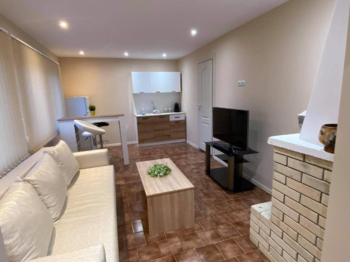 Sunny House Villa Балчик Екстериор снимка